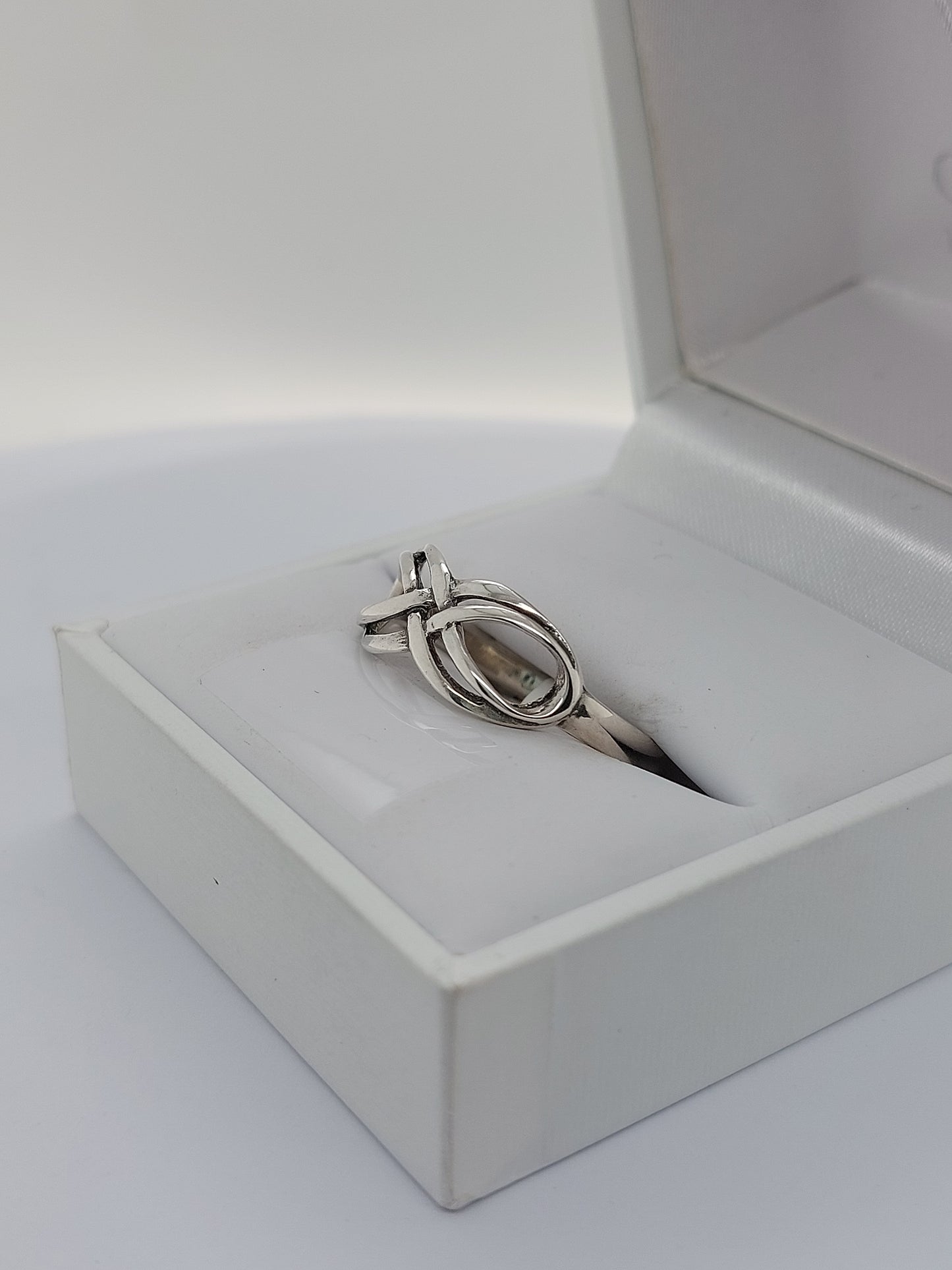 Double Infinity Ring