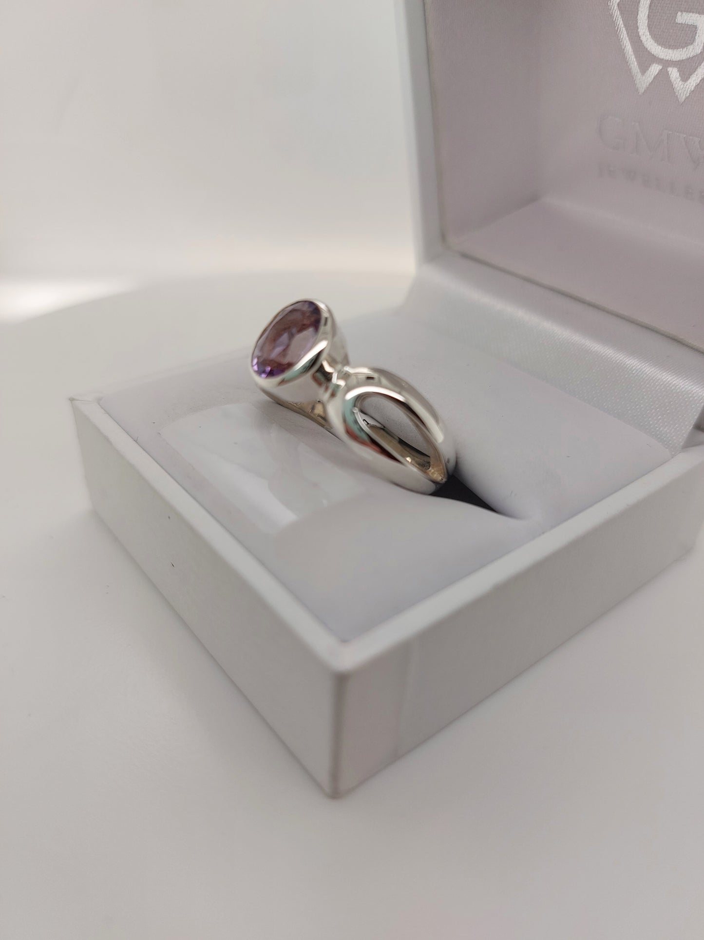 Cut-Out Shoulder Amethyst Ring