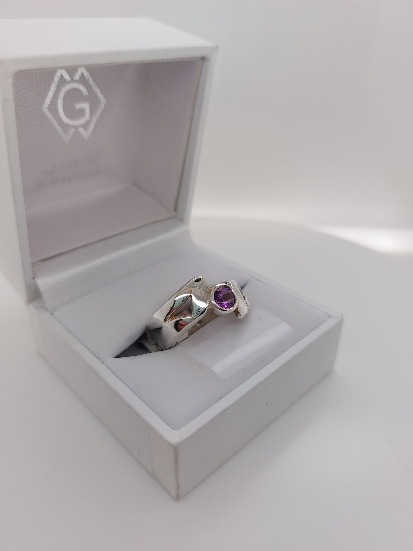 Amethyst Crossover Ring