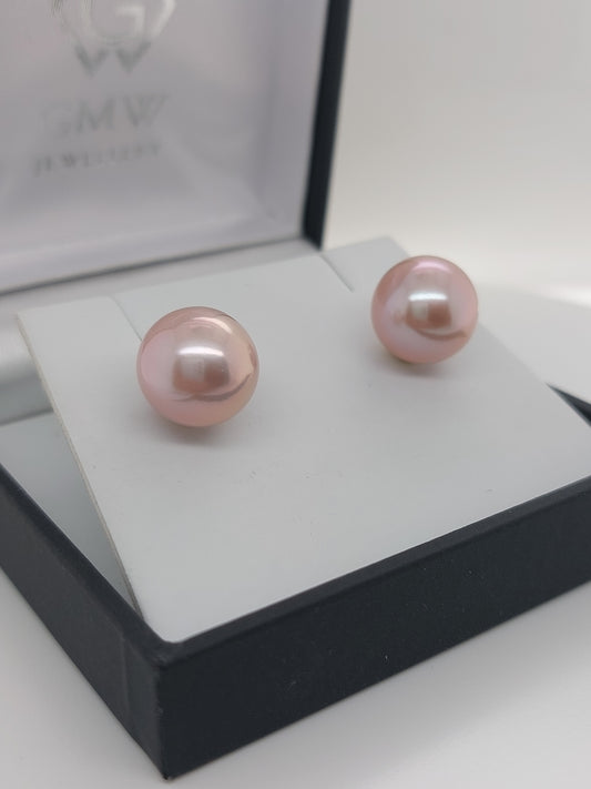 Natural Pink Pearl Studs