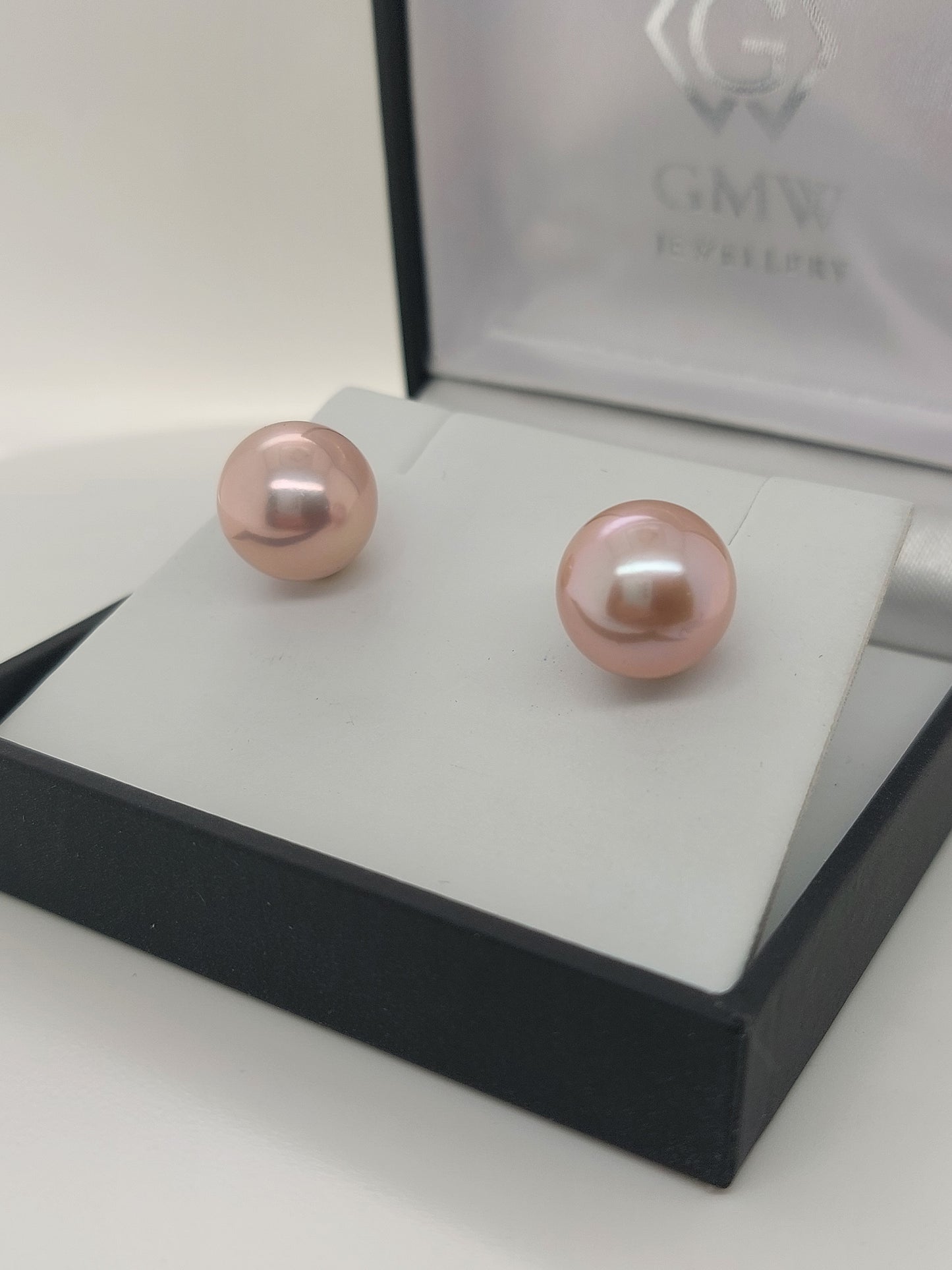 Natural Pink Pearl Studs