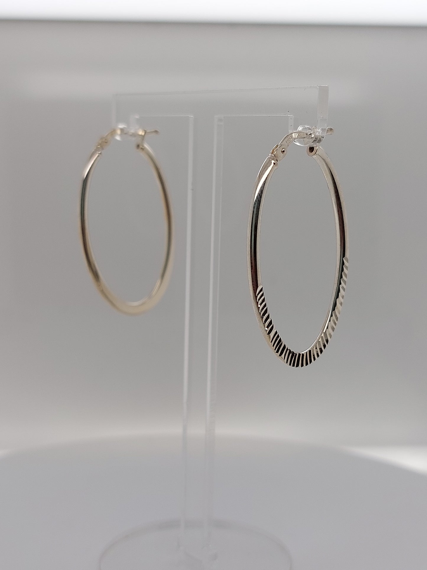 Flat Textured Oval Hoops