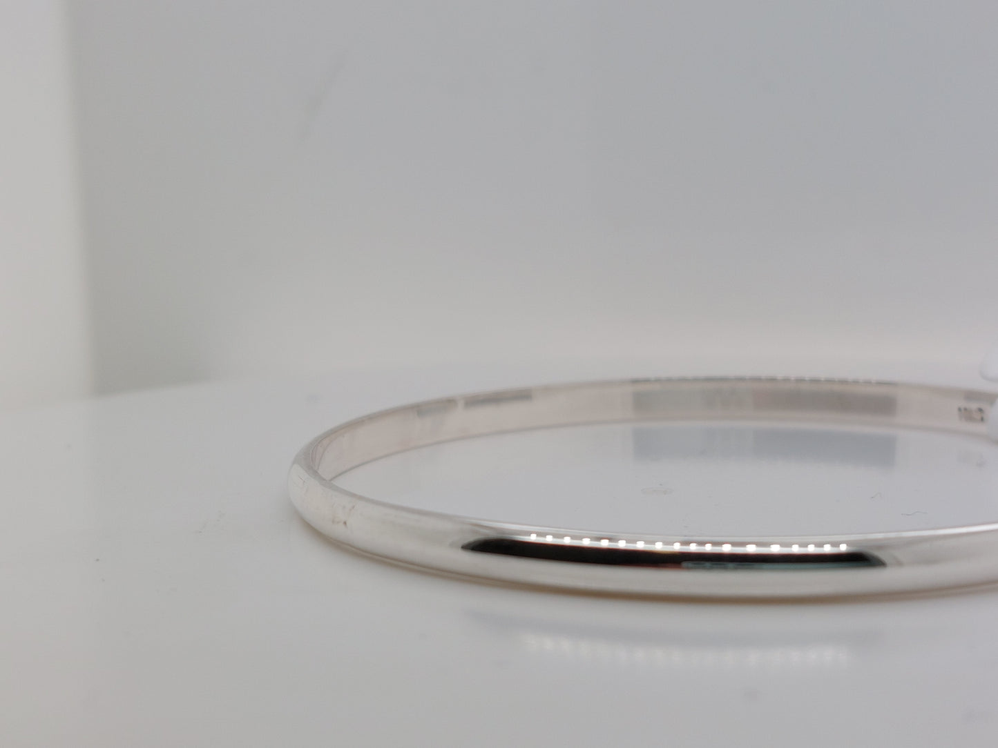 4mm Comfort Curve Bangle