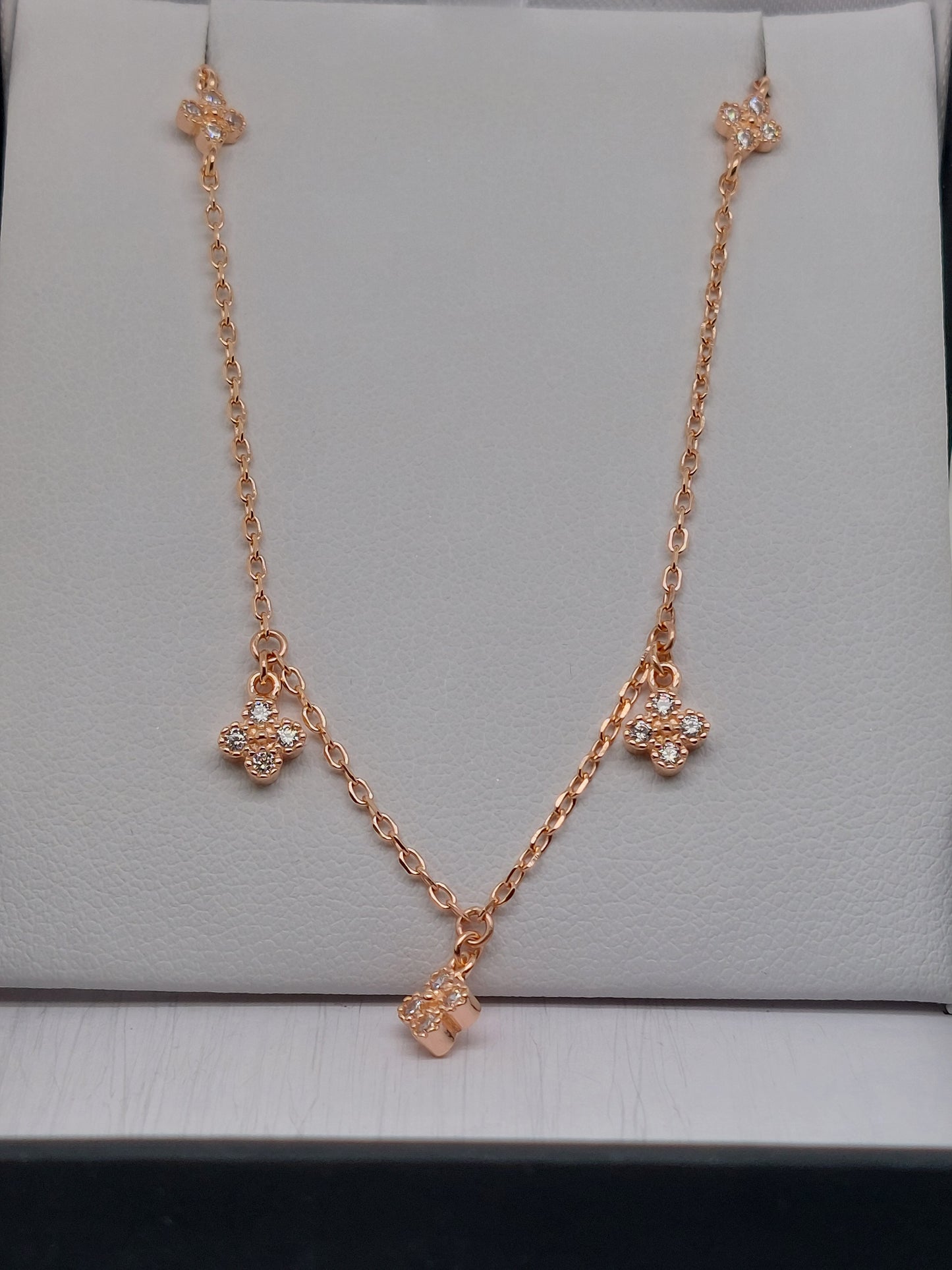 Rose Tone Clover Necklace