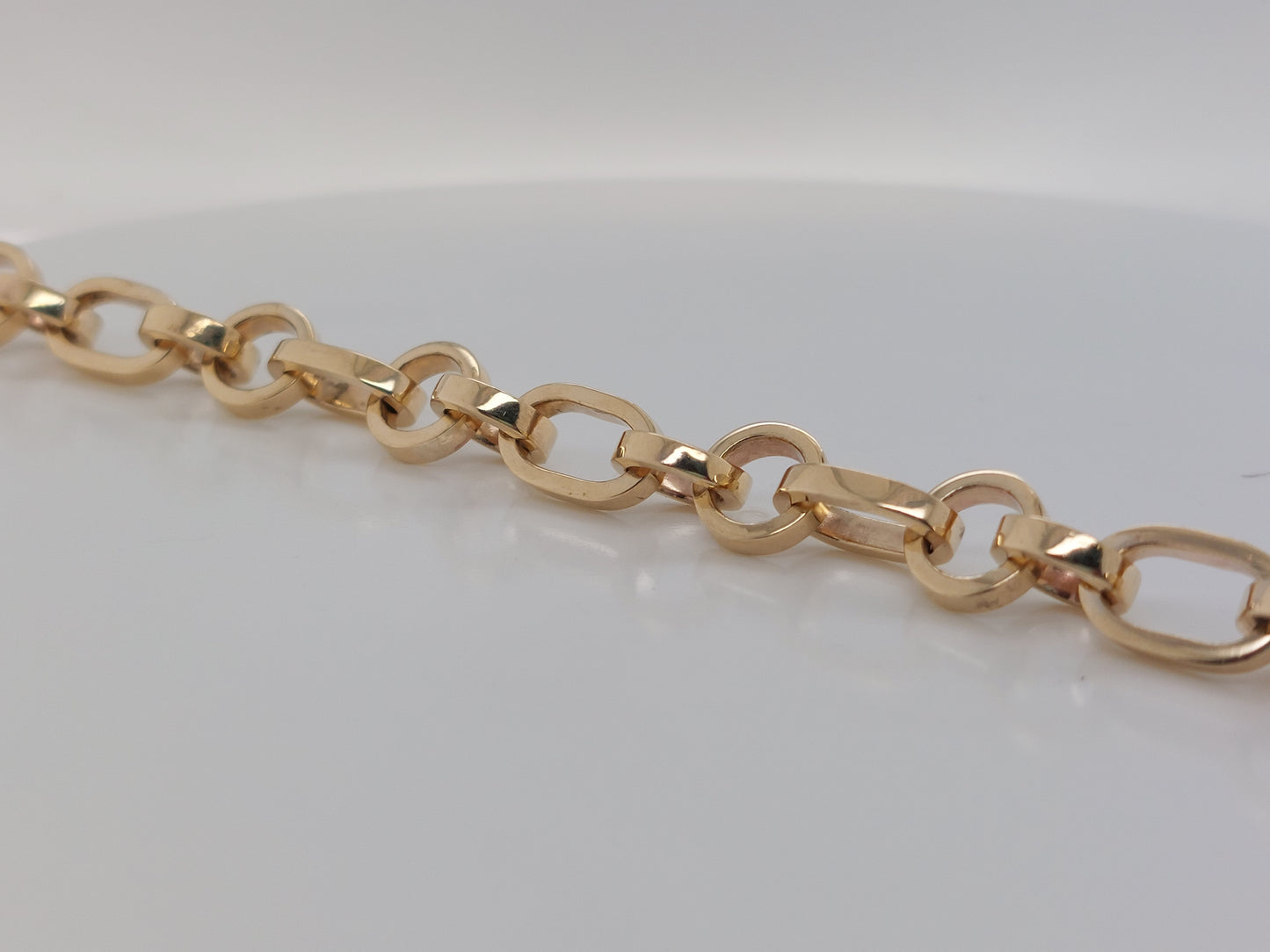 Round & Oval Link Bracelet