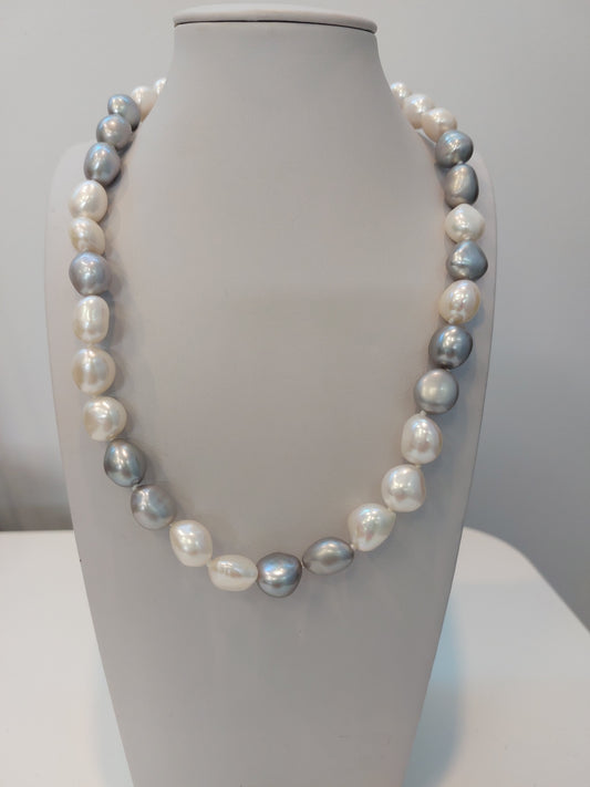 White & Grey Pearl Strand