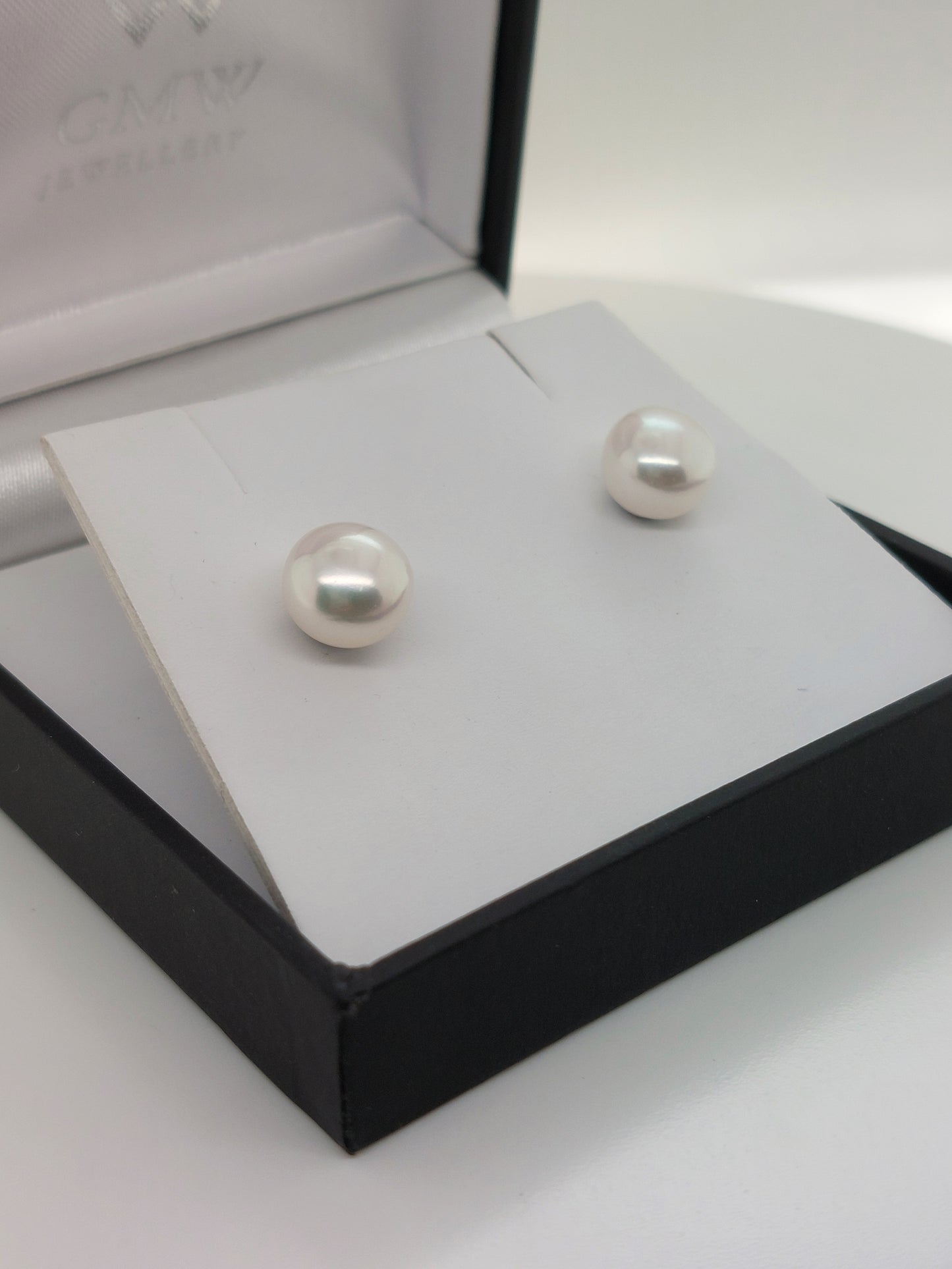 White Button Studs - 8mm