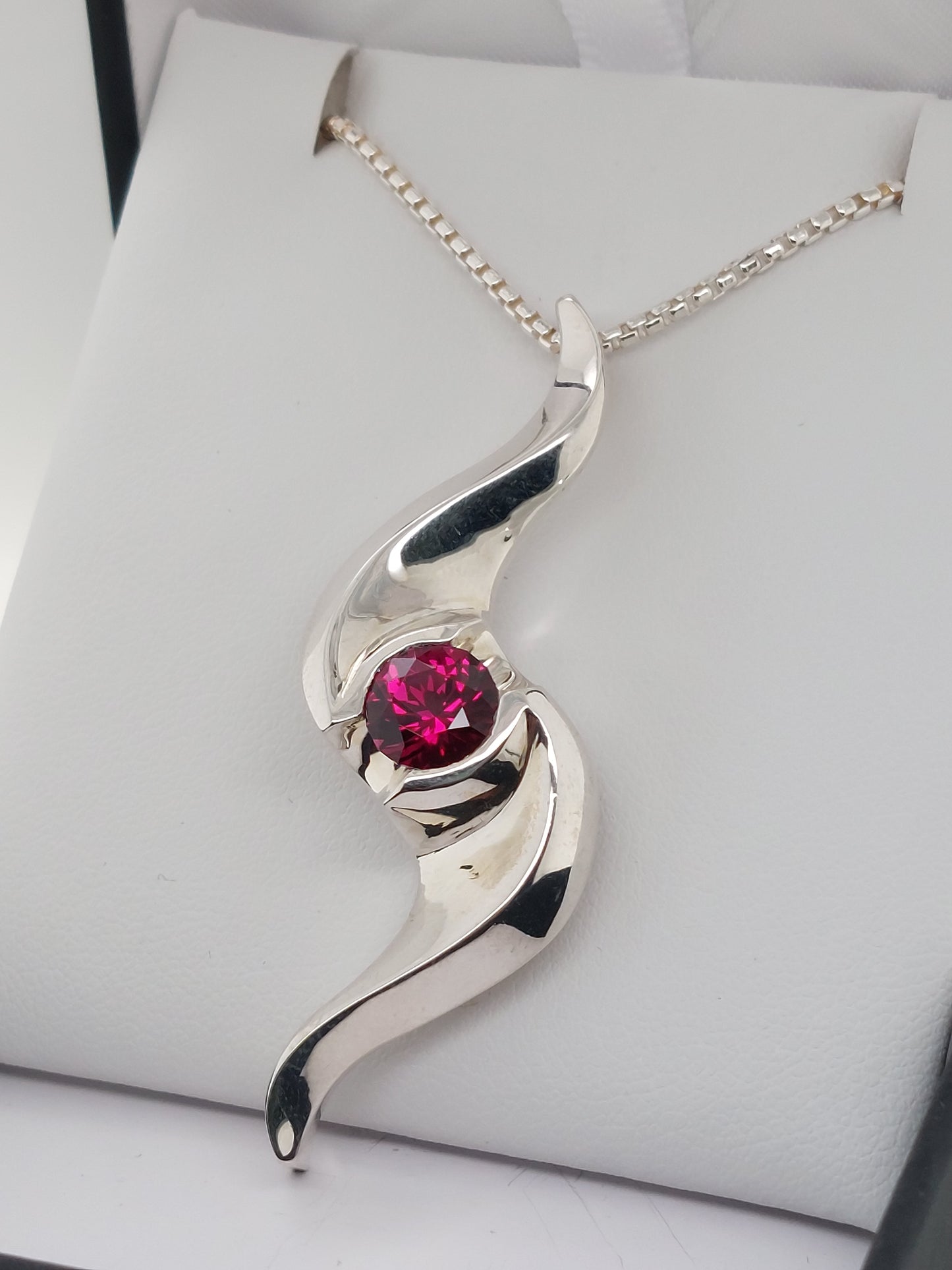 Swirl Garnet Pendant