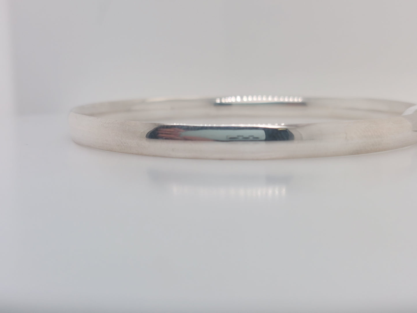 6mm Wide Comfort Curve Bangle