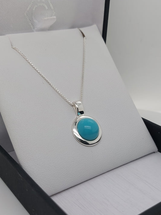 Husk Turquoise Small Necklace