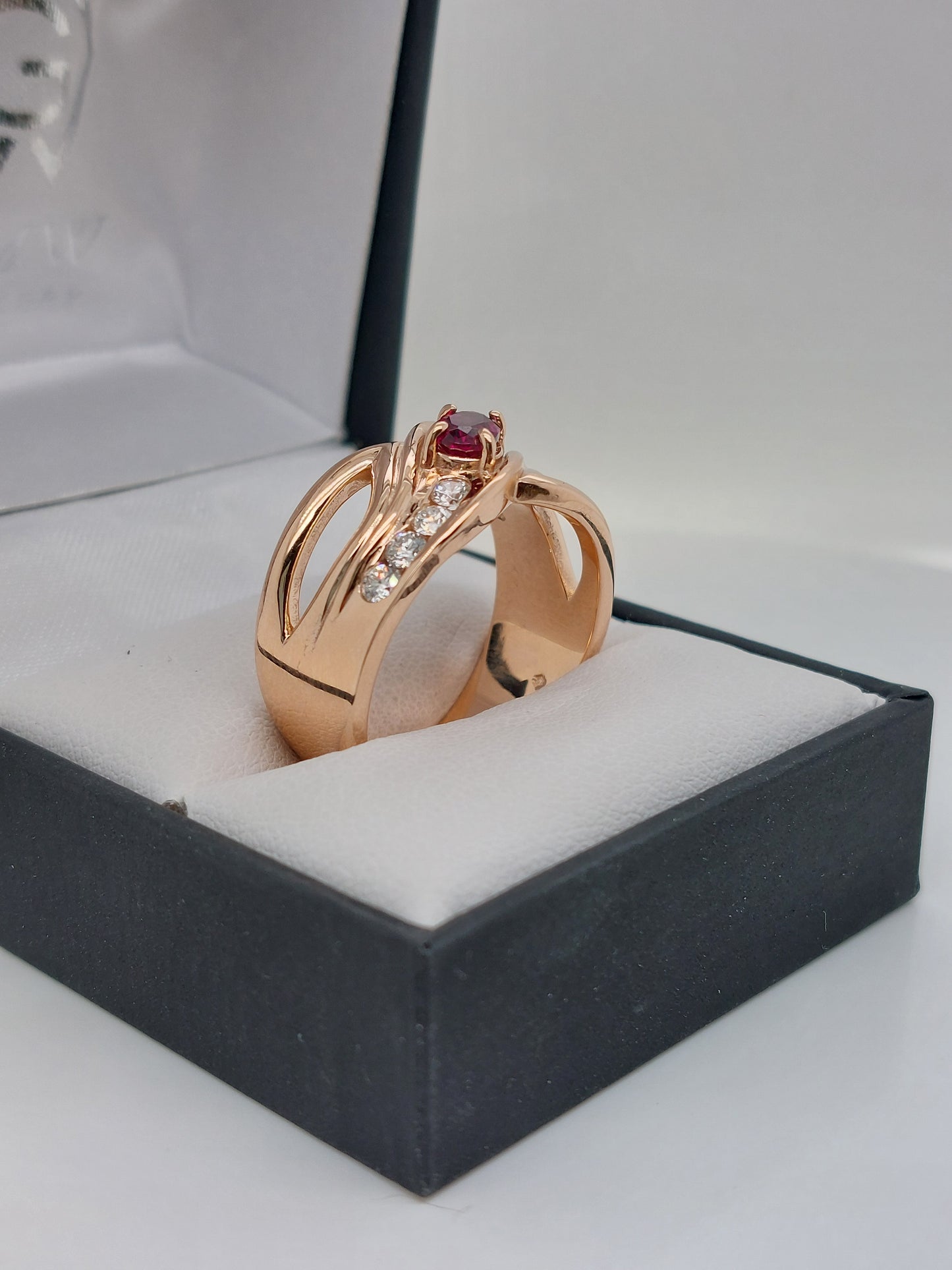 Rose Gold Crossover Ring