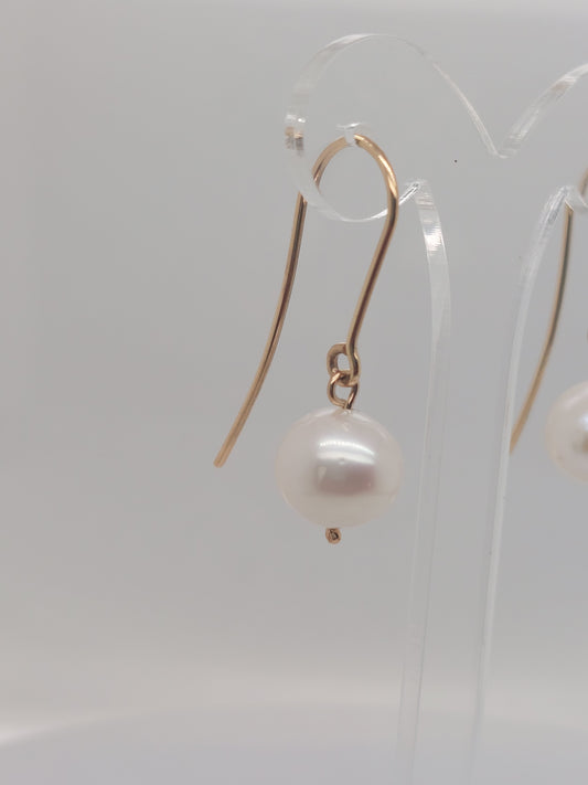 Gold Pearl Drop Earring