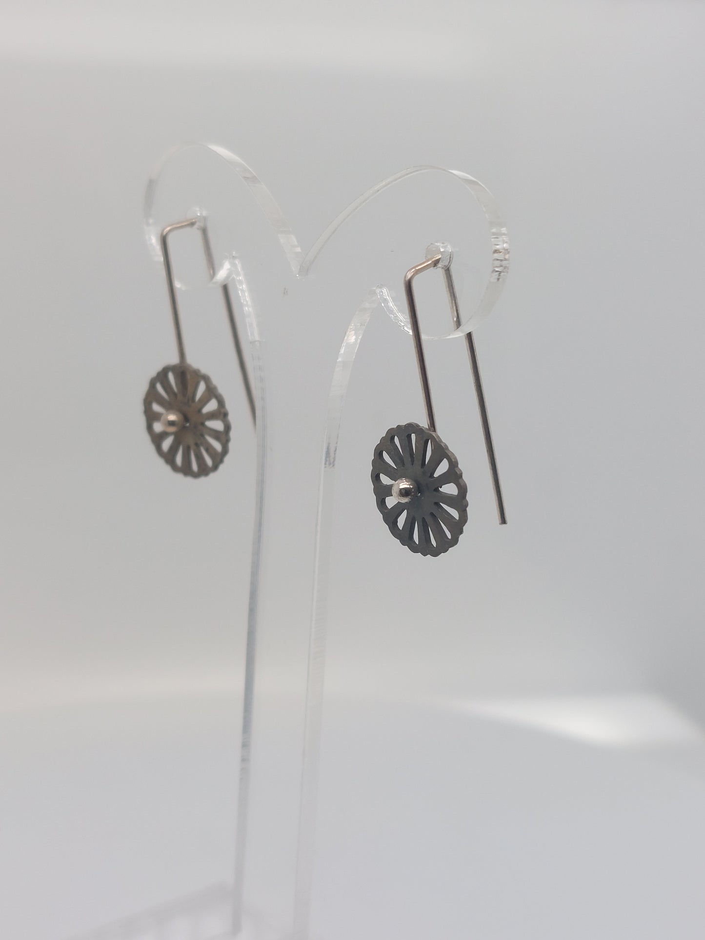 Daisy Drop Earrings