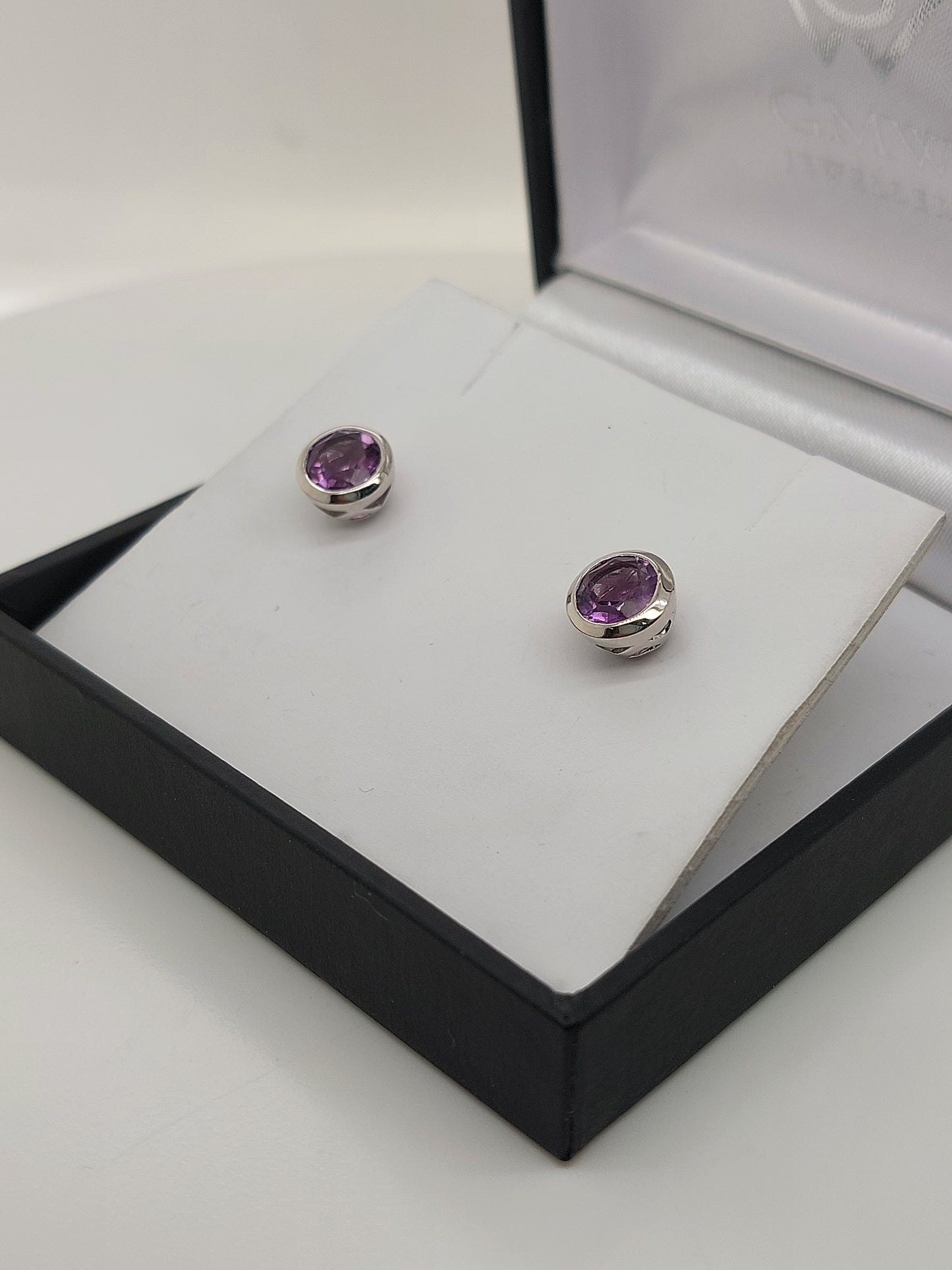 Round Amethyst Studs