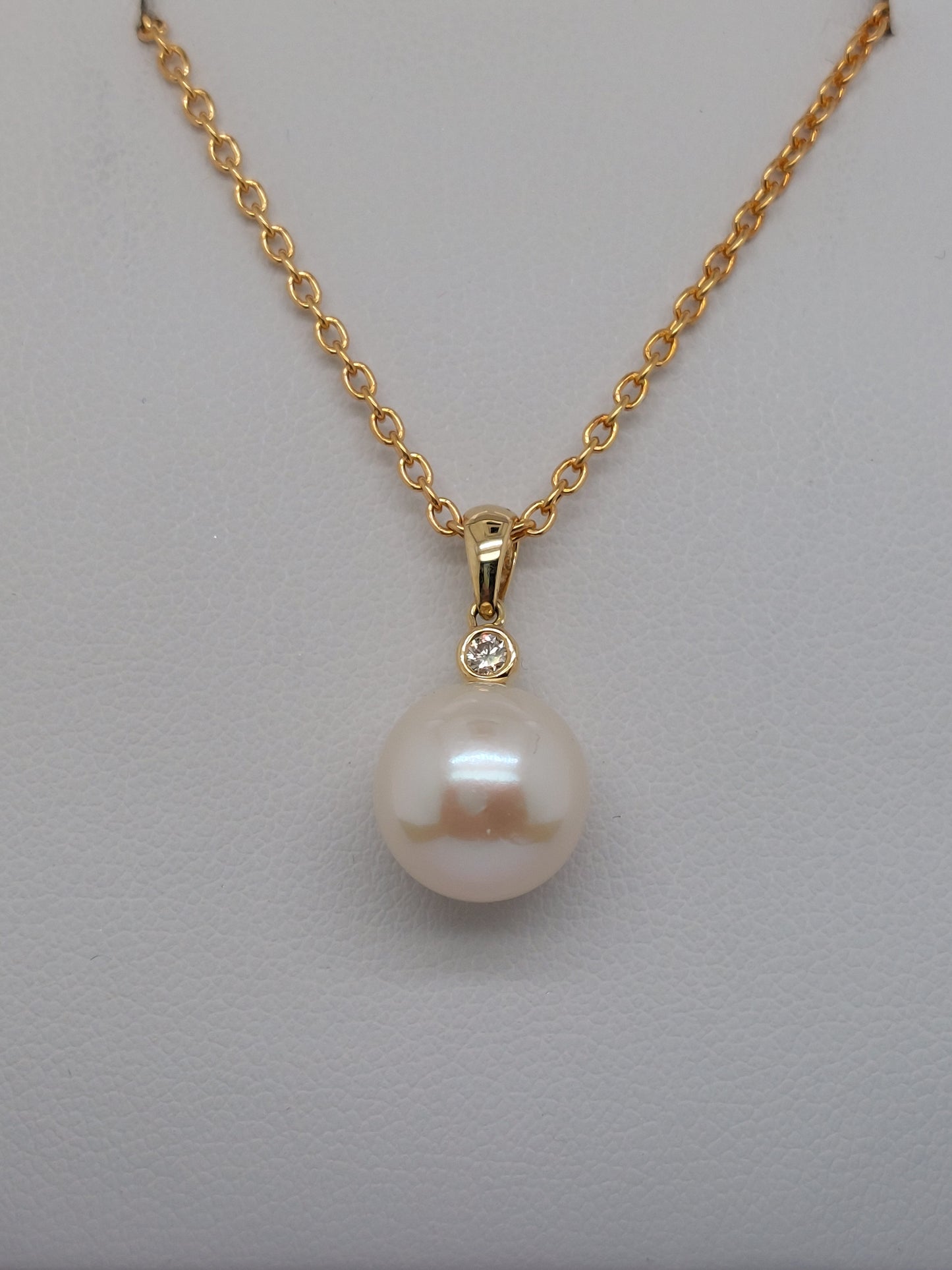 Marion Pearl Pendant