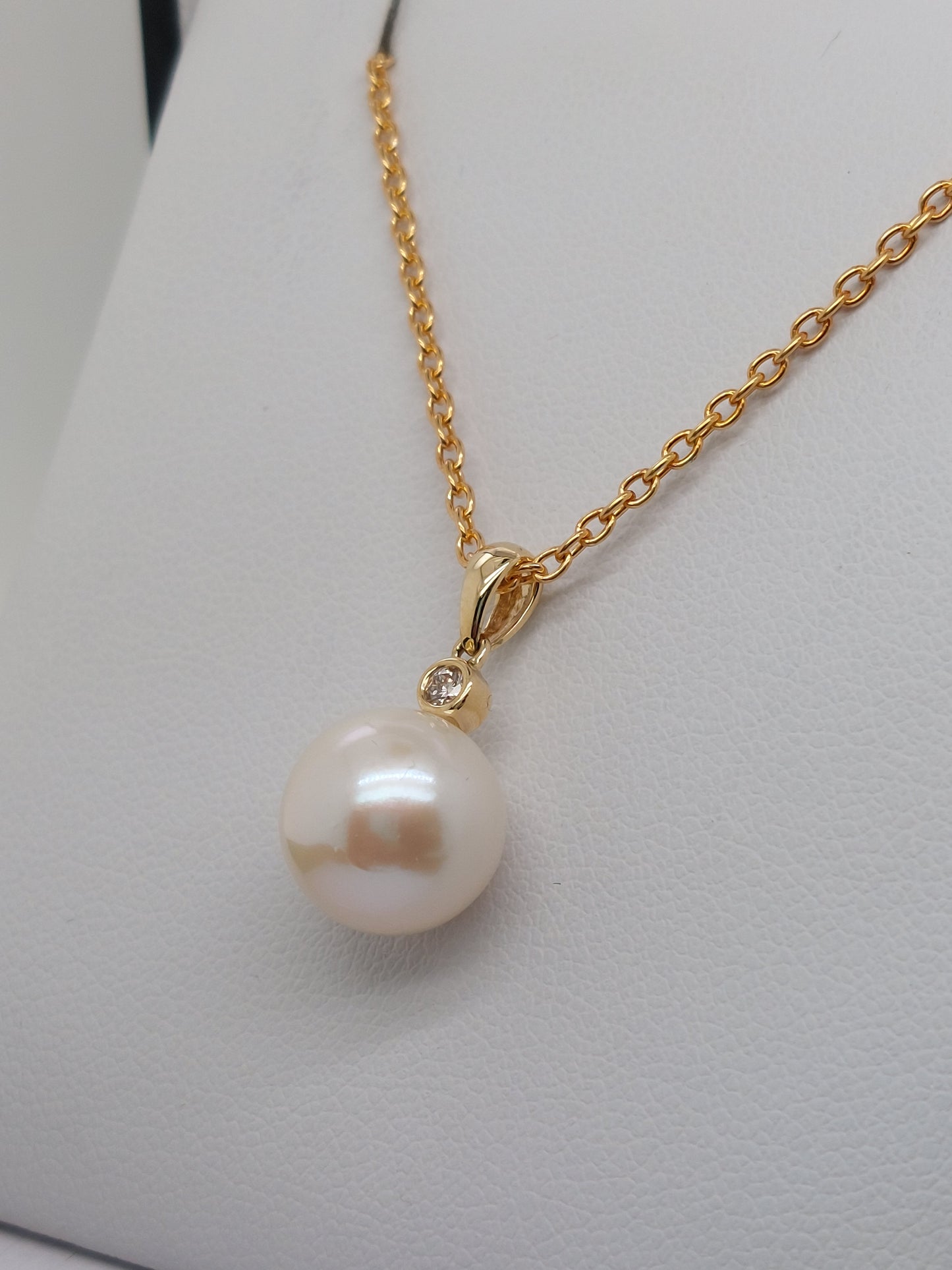 Marion Pearl Pendant