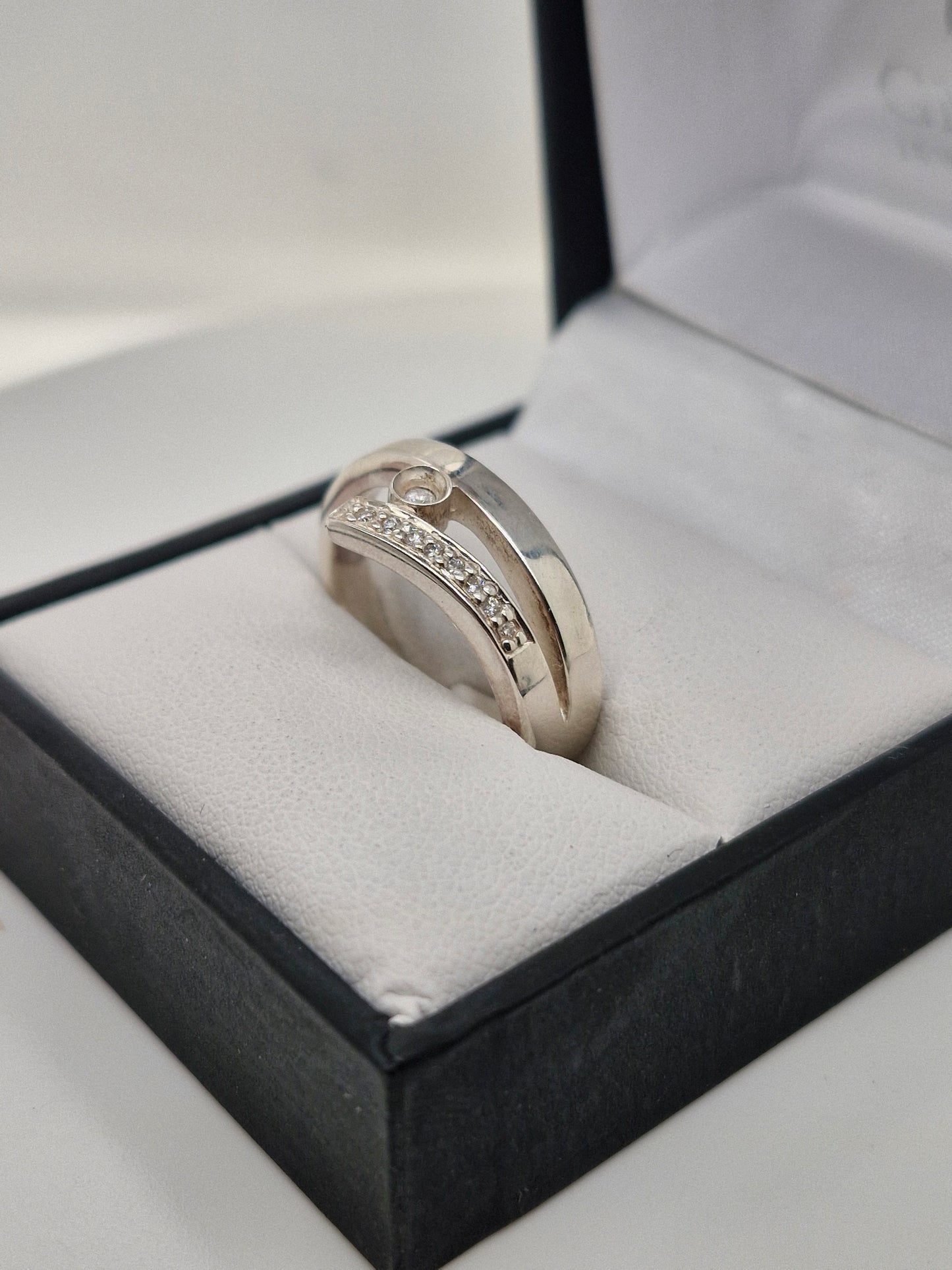 Silver Crossover Ring