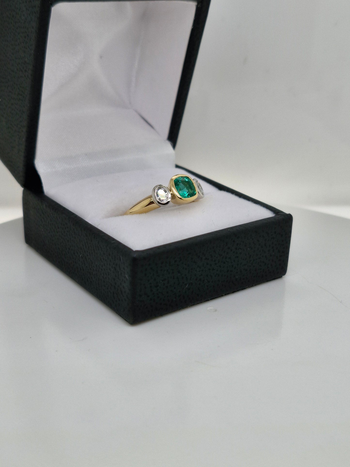 Emerald & Diamond Ring