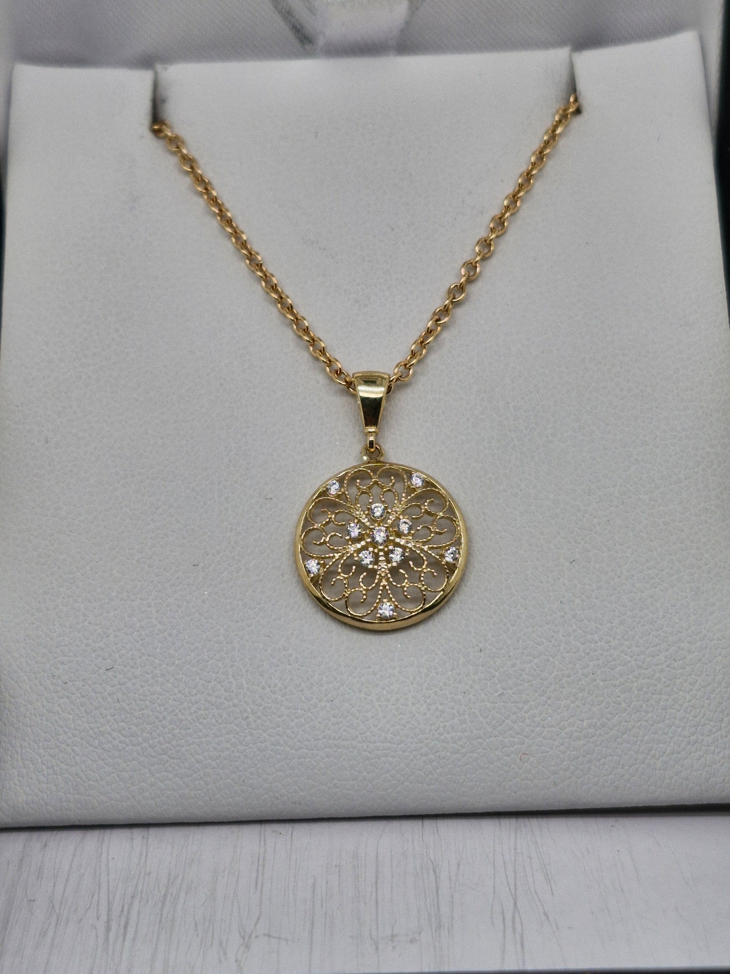 Gold Lace Filigree Pendant