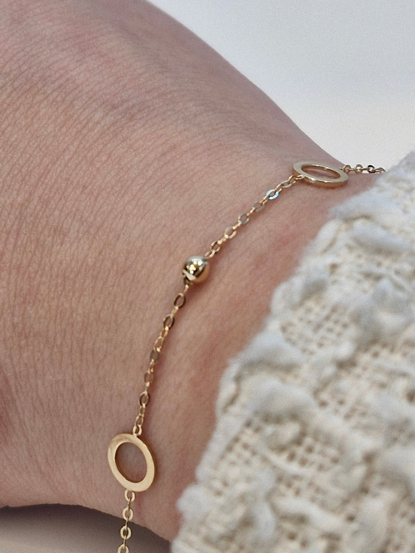 Bead & Circle Bracelet