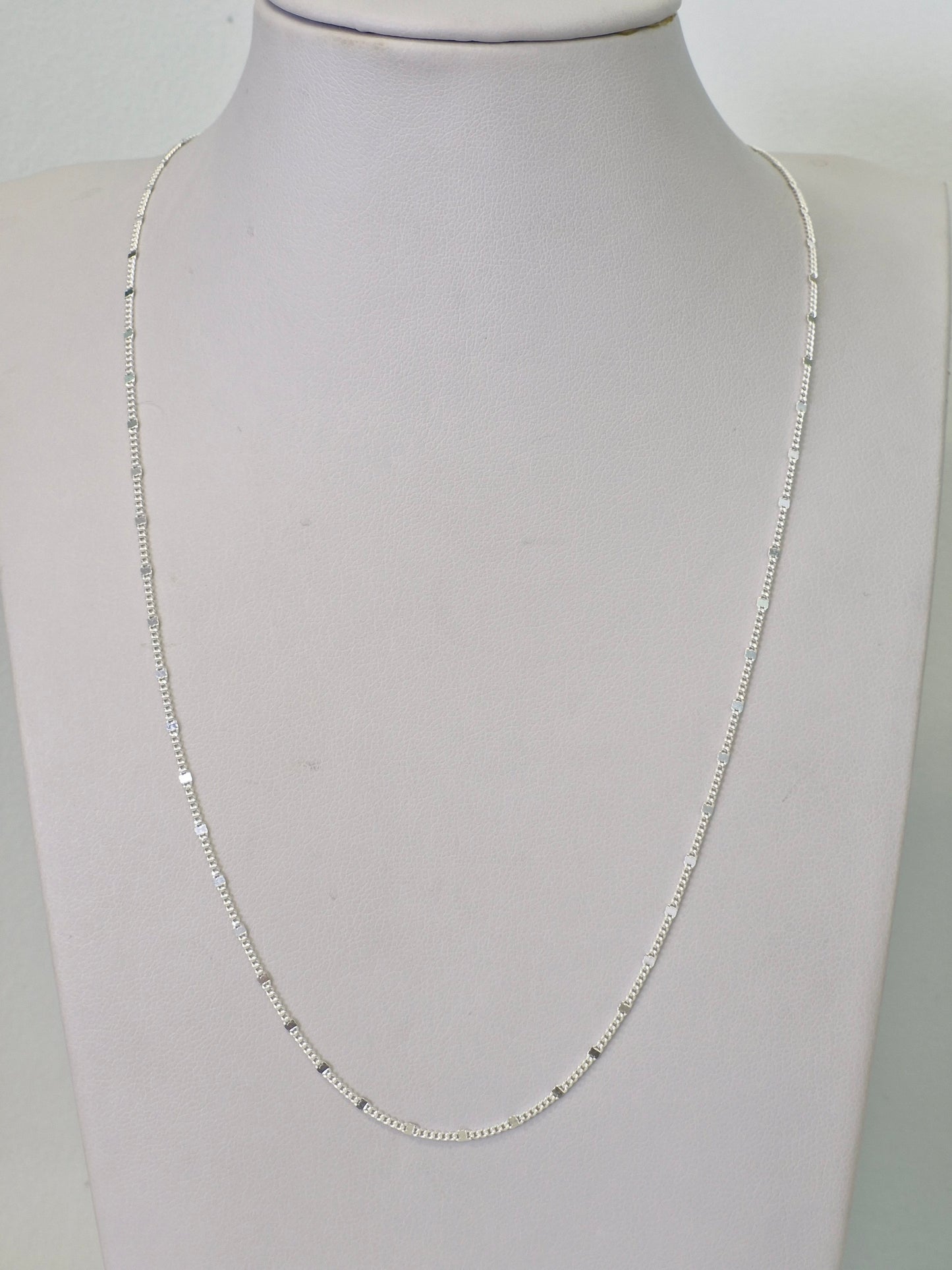 Curb Mirror Link Chain