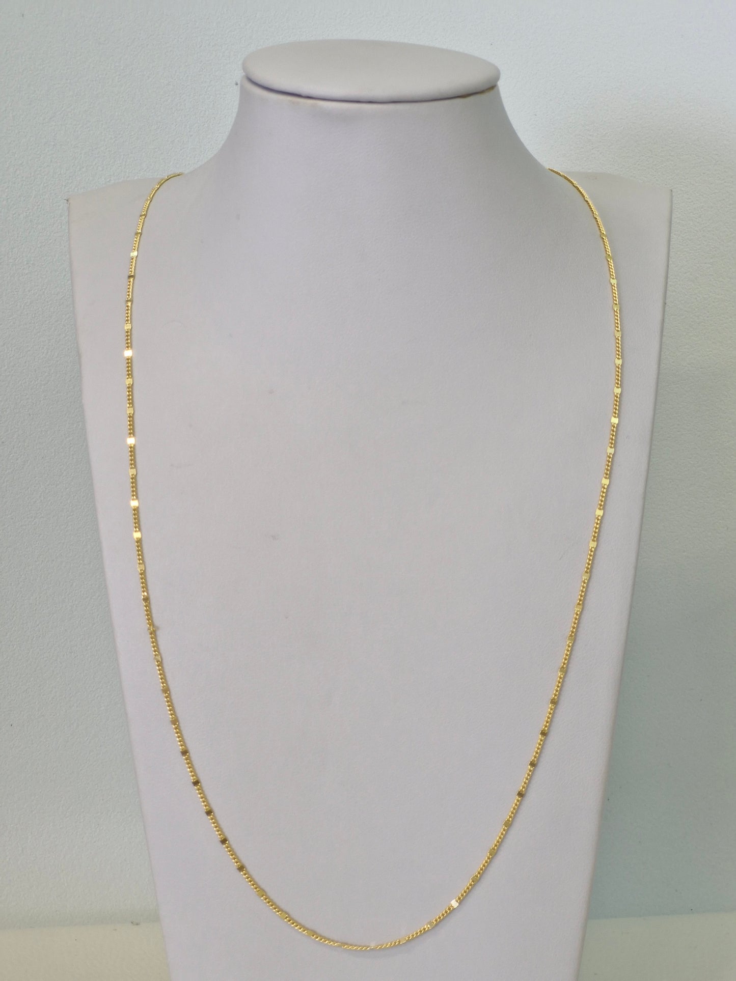 Yellow Curb Mirror Chain