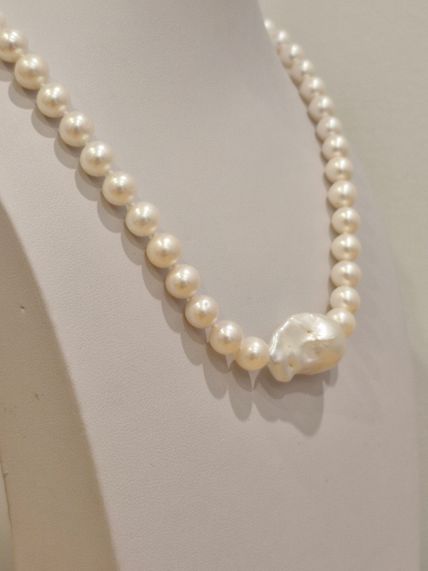 Pearl Strand with Baroque Center