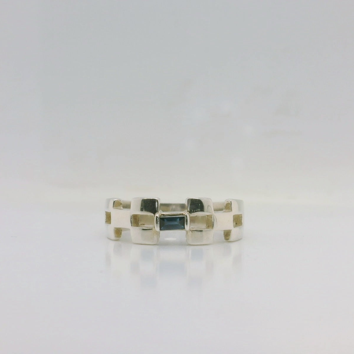 Gents Sapphire Ring