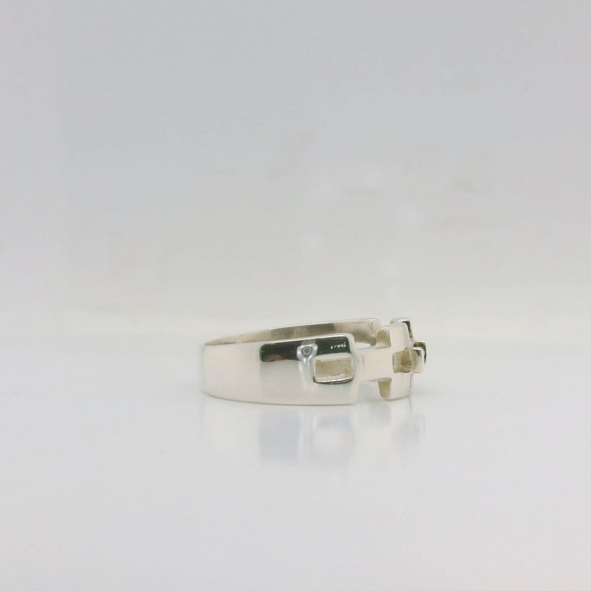 Gents Sapphire Ring