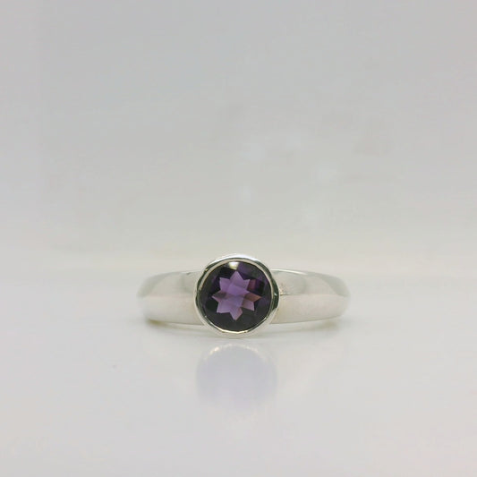 Rub Set Amethyst Ring