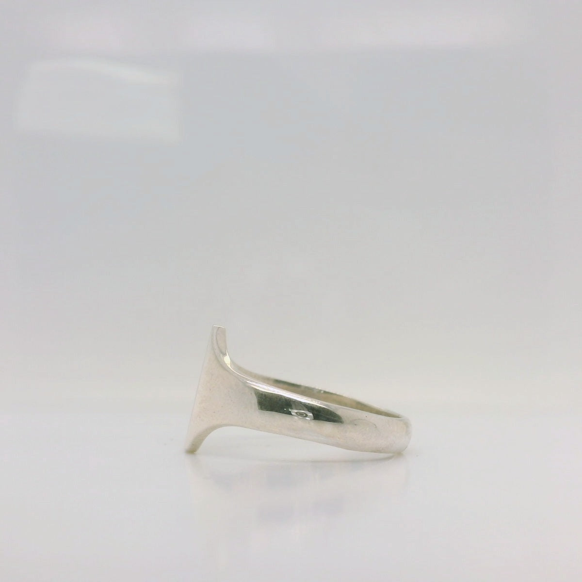 Square Oval Signet