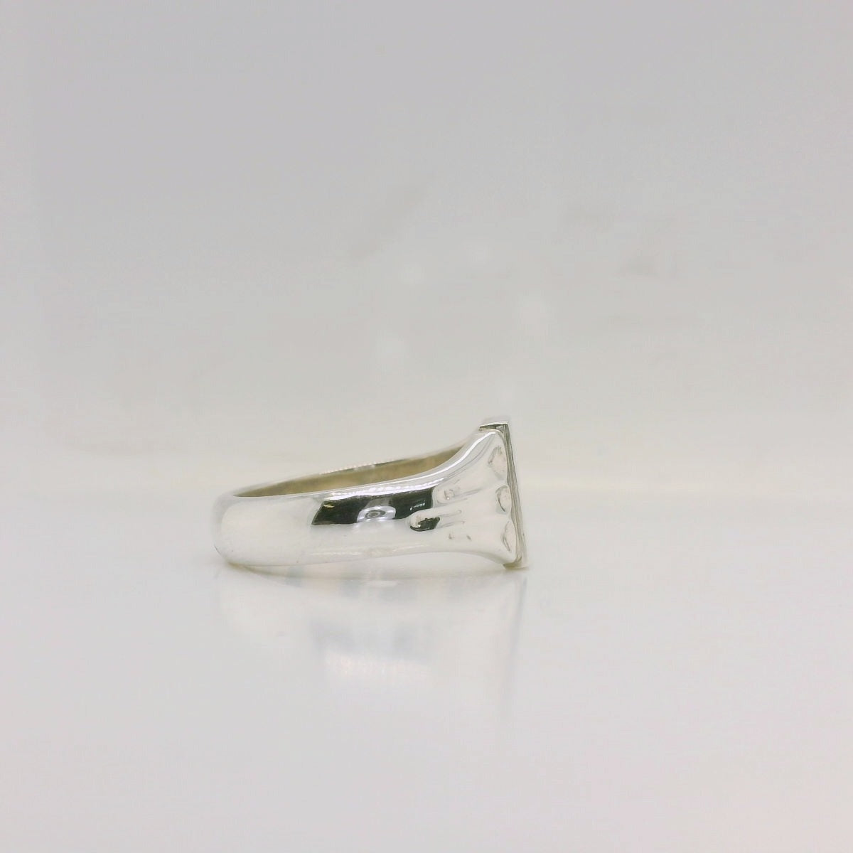 Square Top Signet