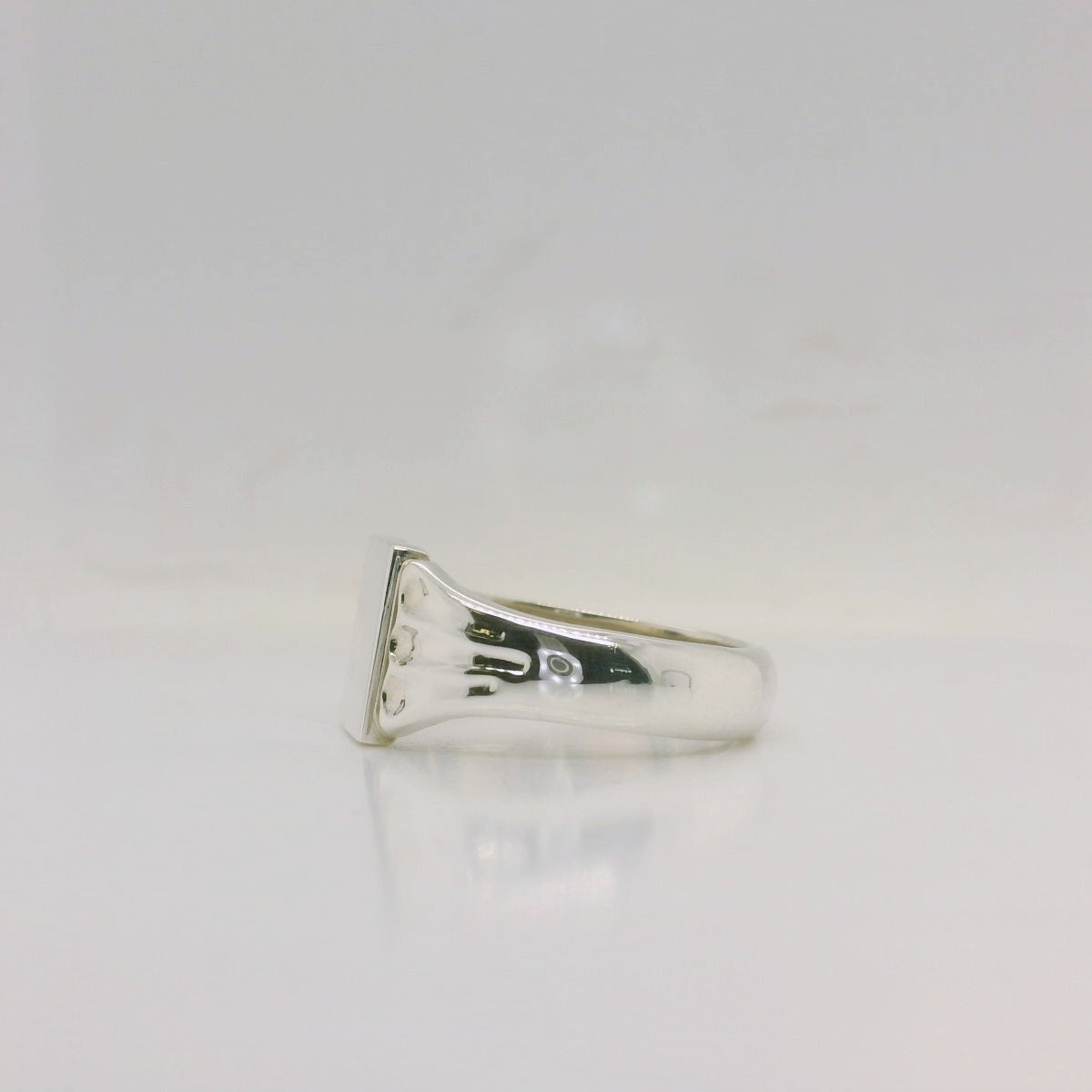 Square Top Signet