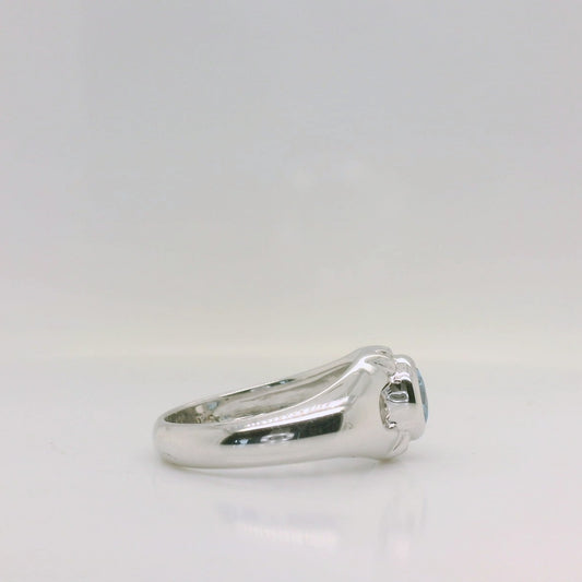 Cut-out Detailed Topaz Ring