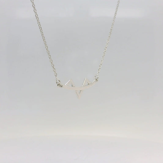 Curved Zig Zag Necklace