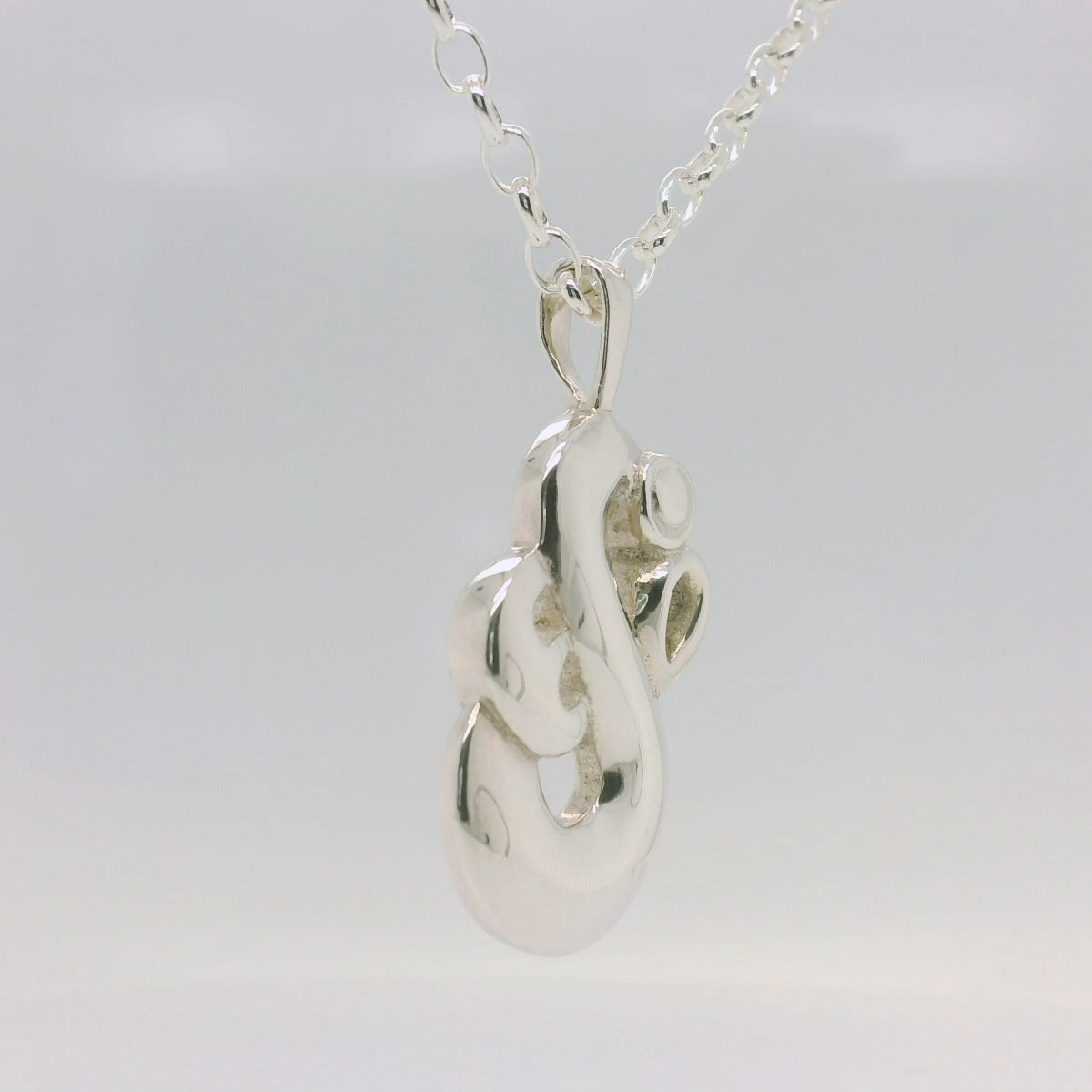 Mania Pendant