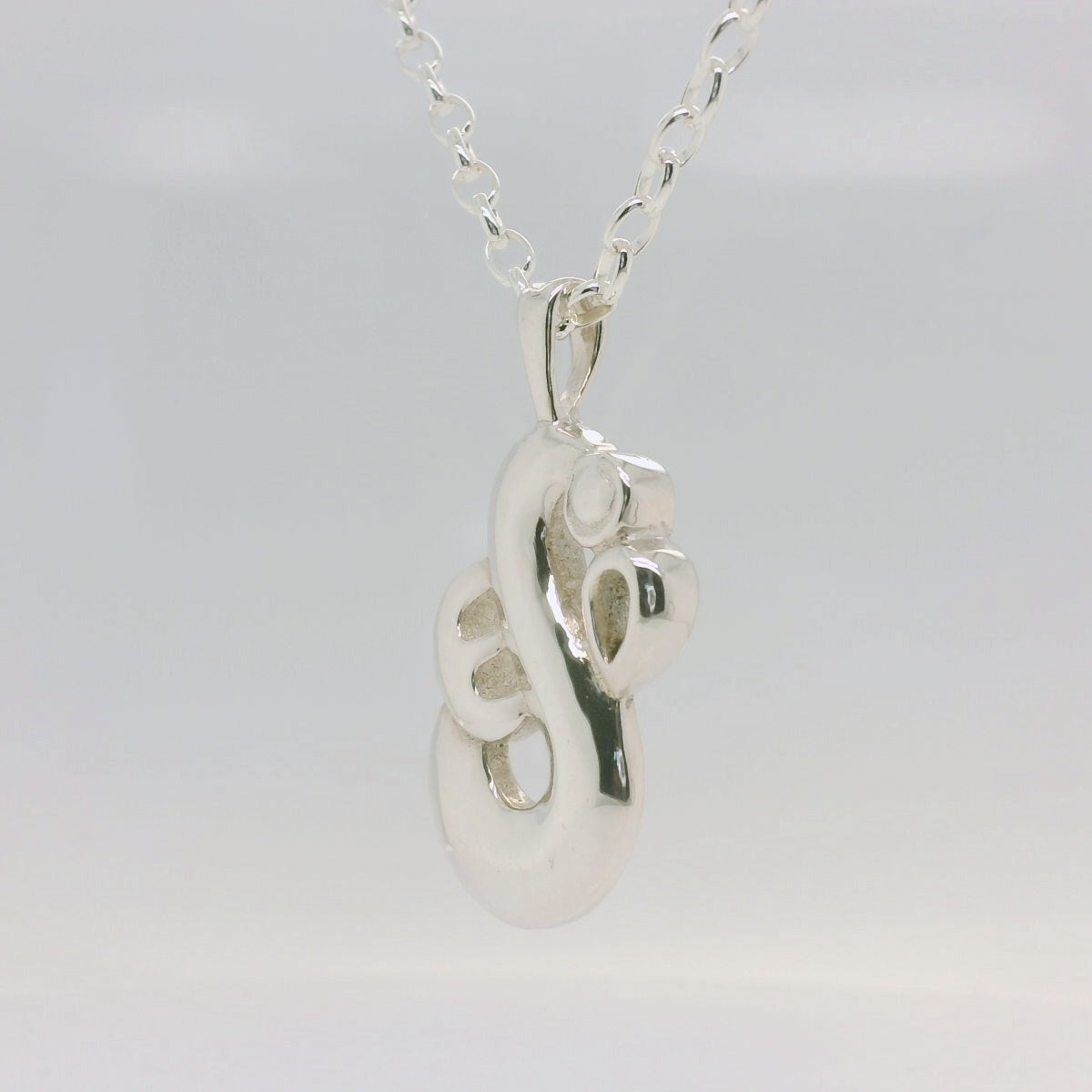 Mania Pendant