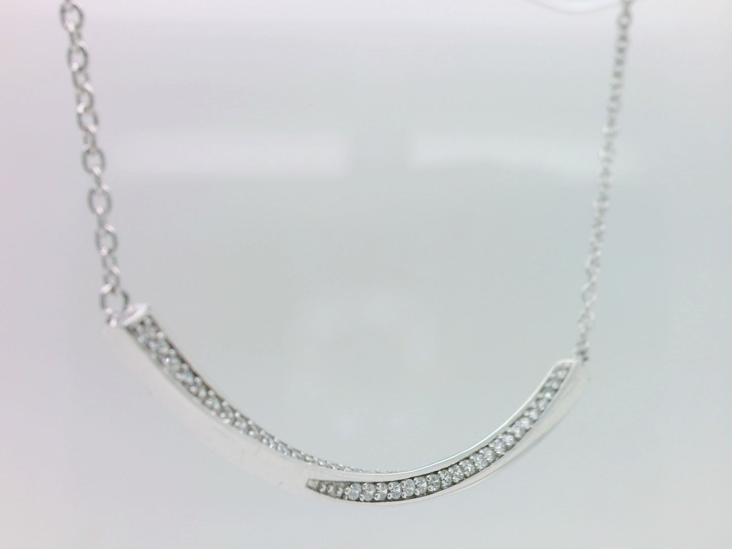 Twisted Bar Necklace