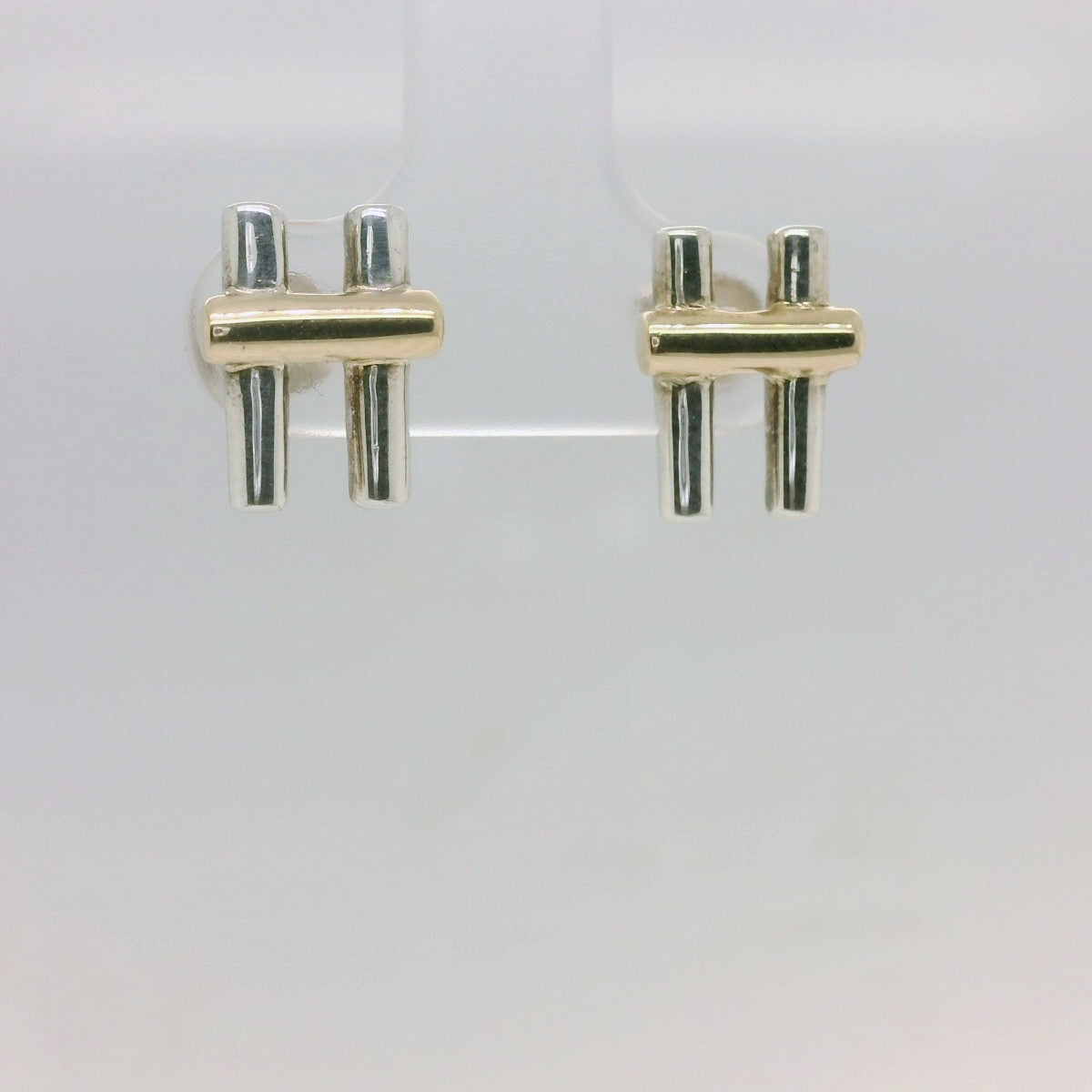 Two-Tone Bar Studs