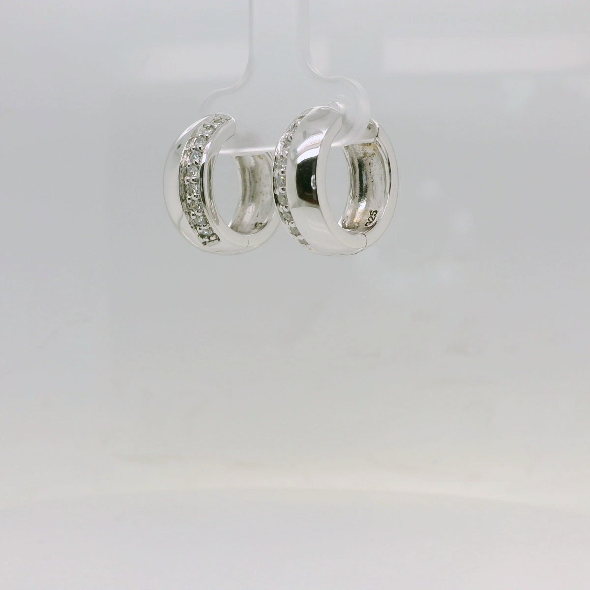 CZ set Huggie