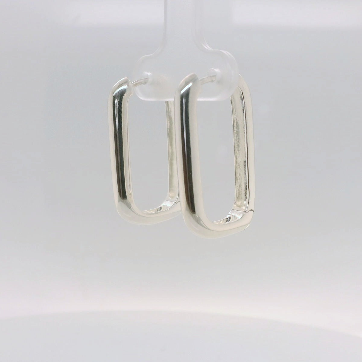 Paperclip Huggie
