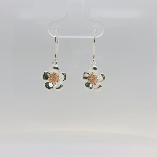 Manuka Flower Earrings