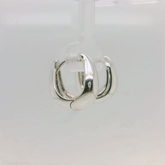 Freeform Huggie