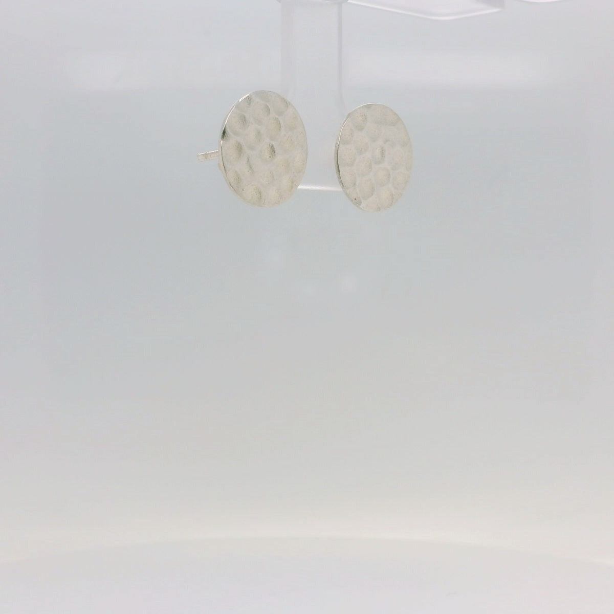 Kauri Texture Studs