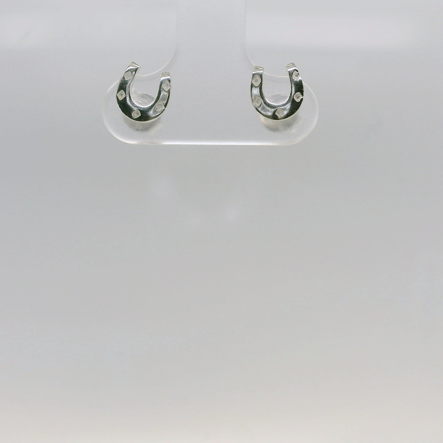 Small Horseshoe Stud