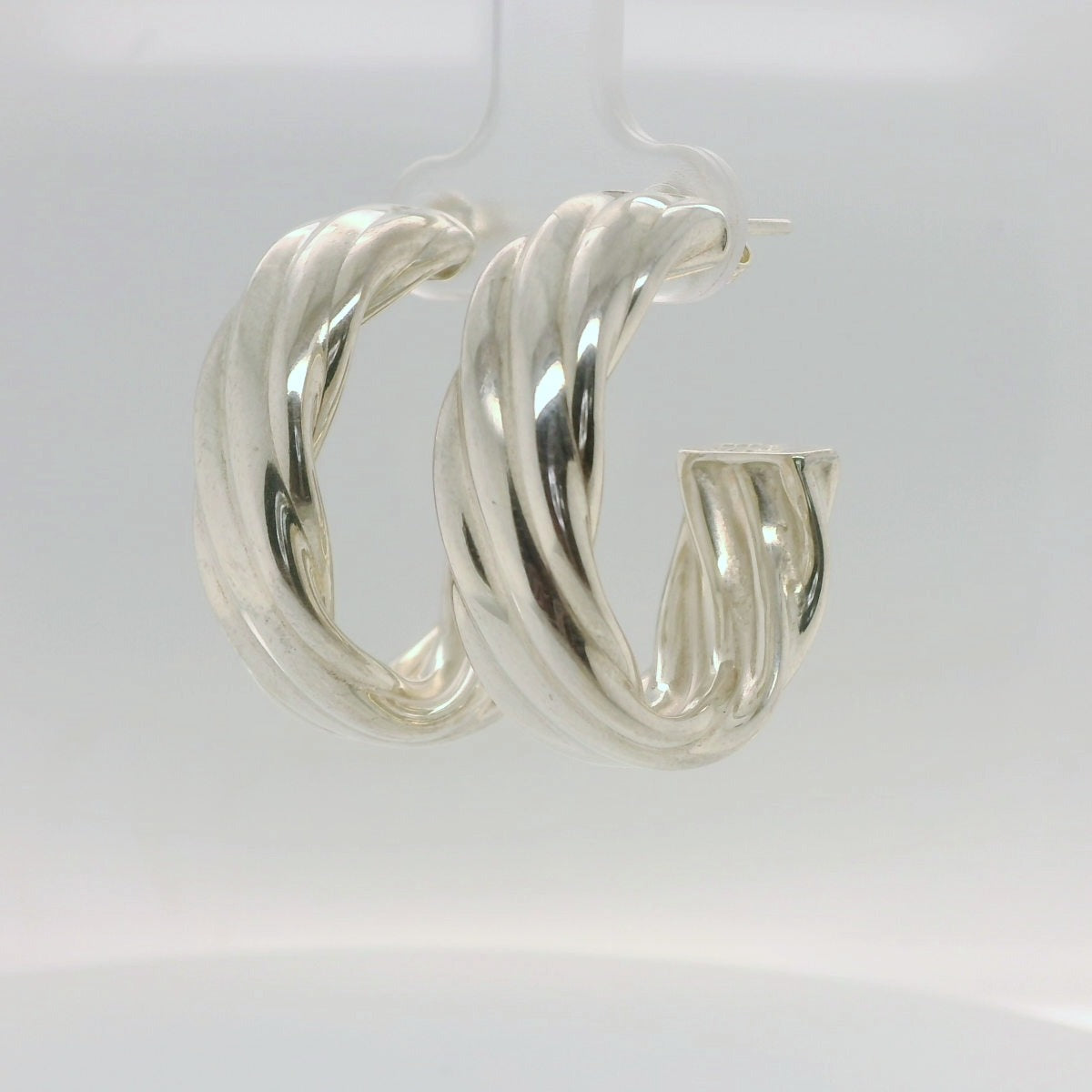 Swirl Tube Stud Earrings