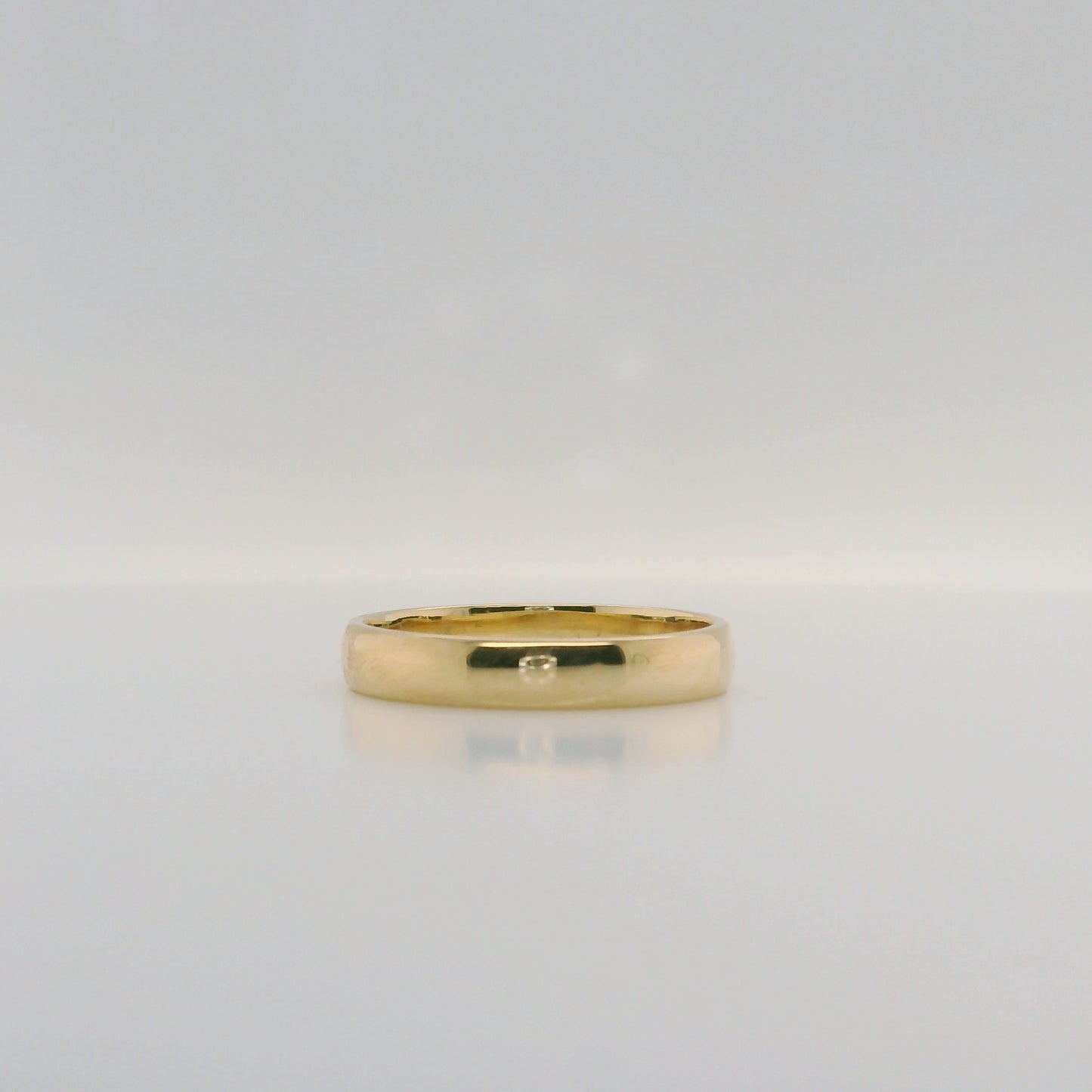 Handcrafted Ladies Wedder