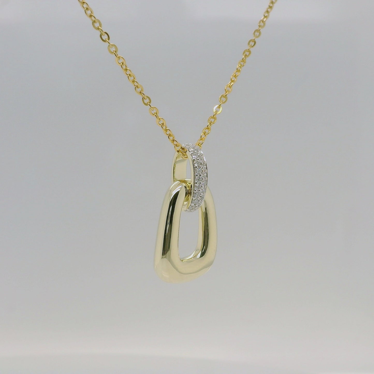 9ct Yellow Gold Diamond Set Oval Pendant