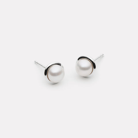 Moonbeam Pearl Stud Earrings