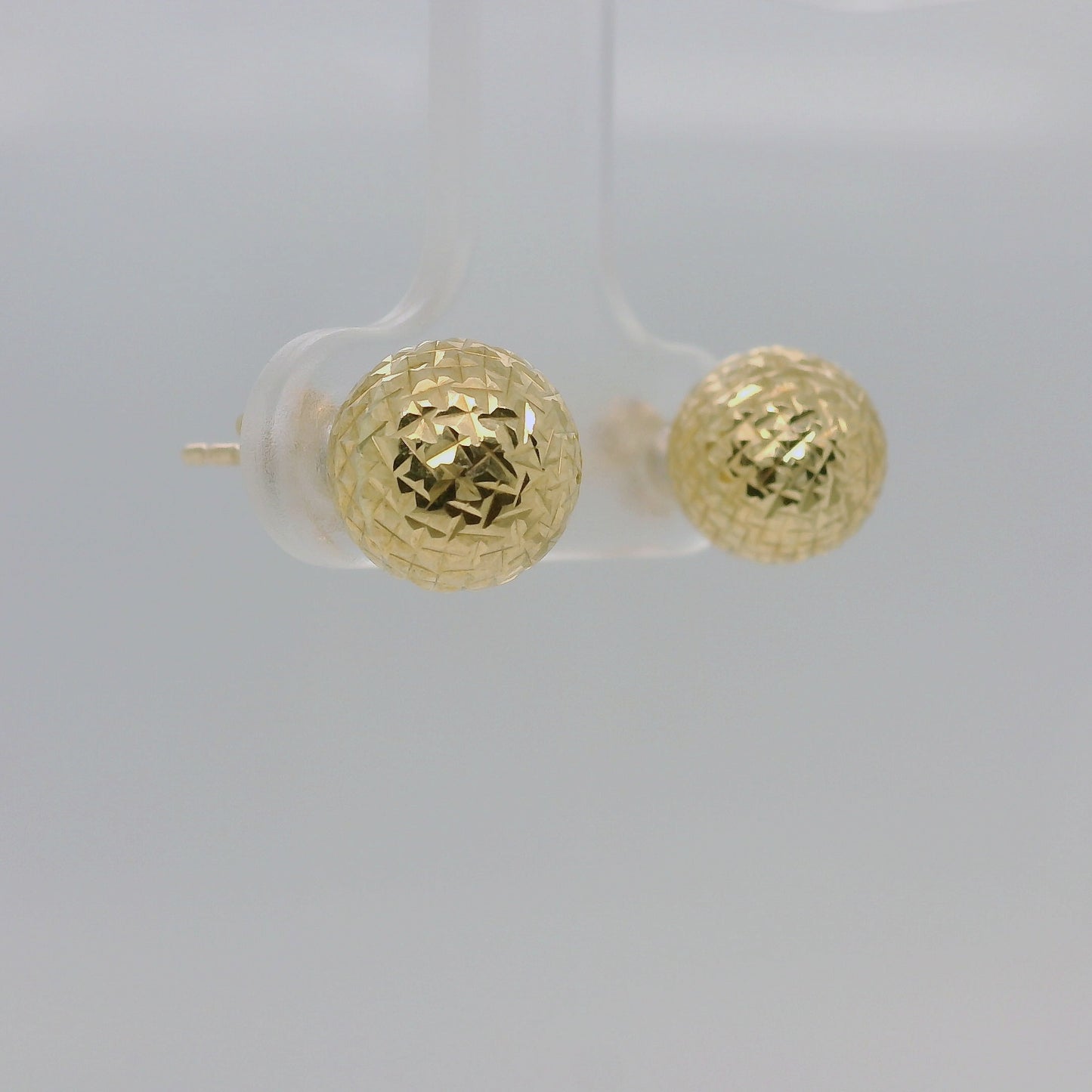 9ct Yellow Gold Diamond-Cut Ball Stud Earrings